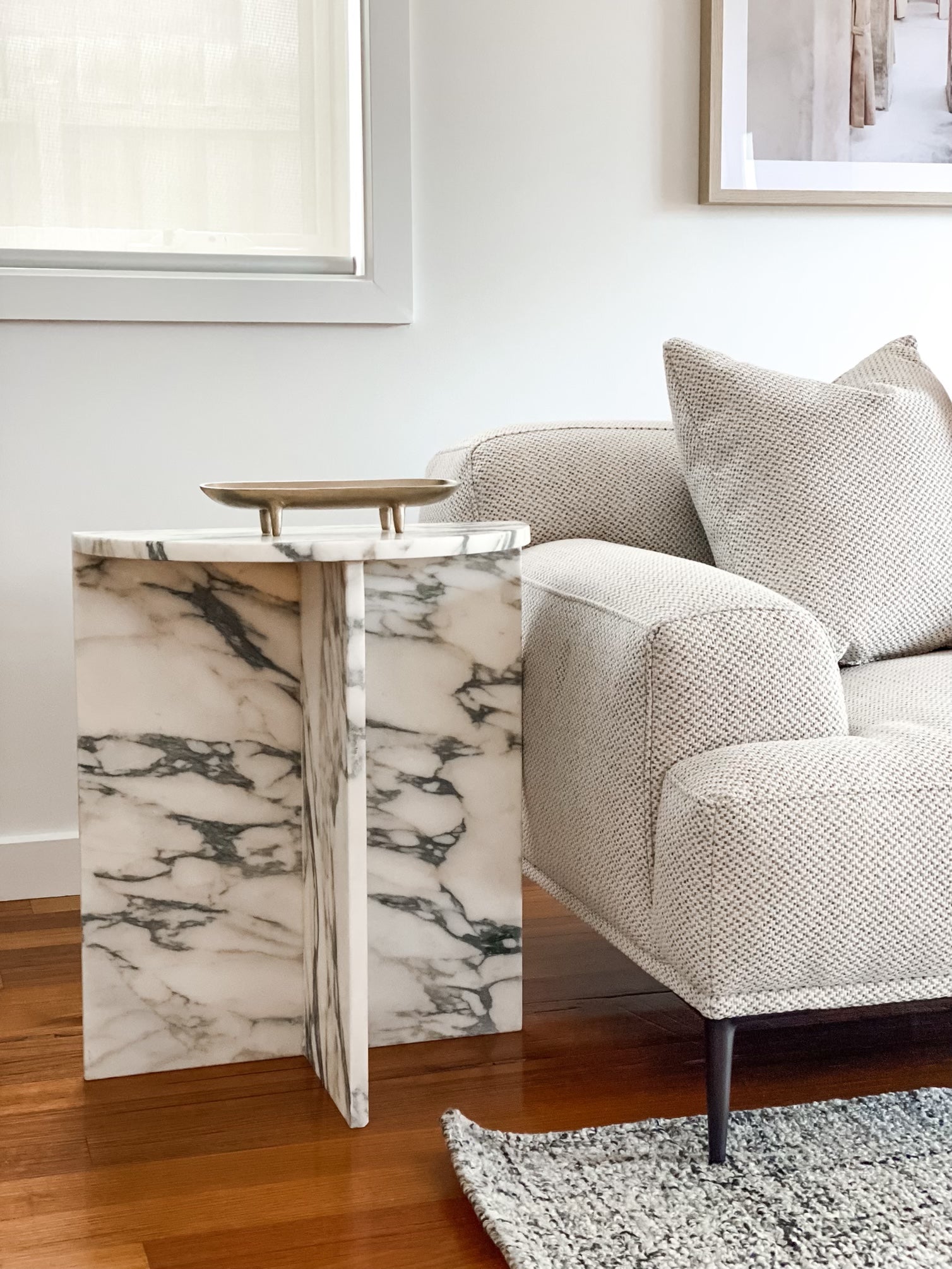 Half moon Viola side table
